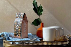 Coffee bag and mugs
